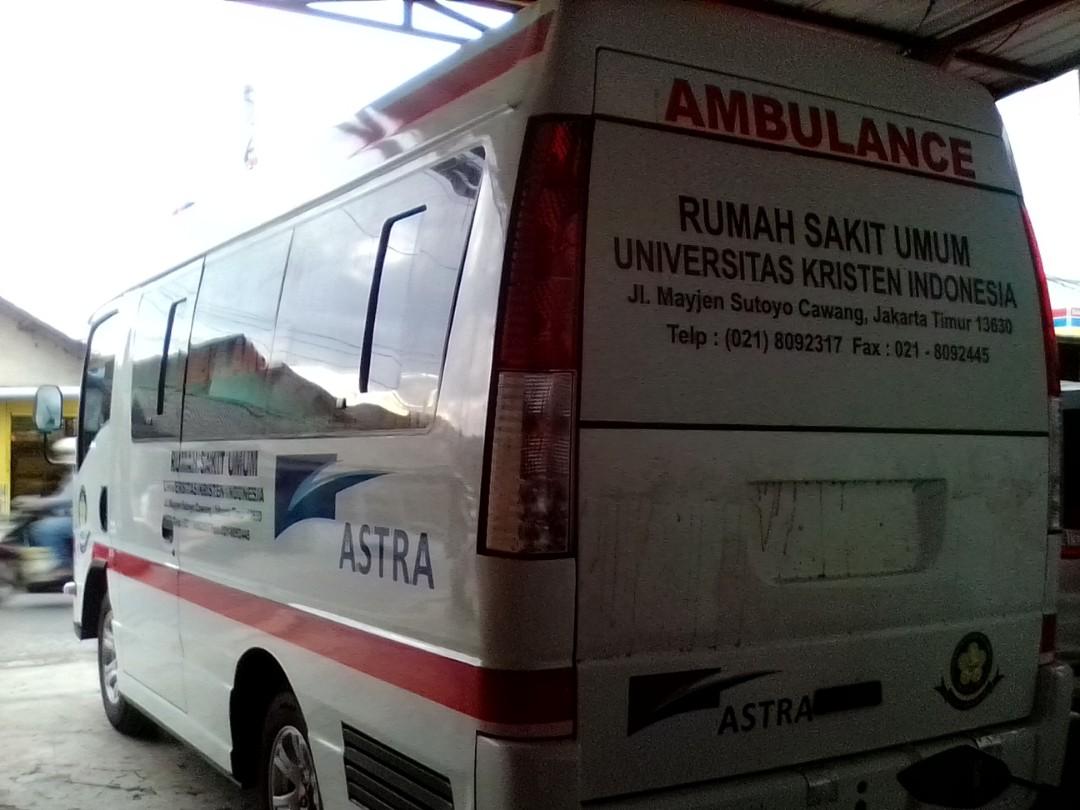 Mobil Ambulance Transport Isuzu Elf Mobil Motor Mobil Untuk Dijual Di Carousell