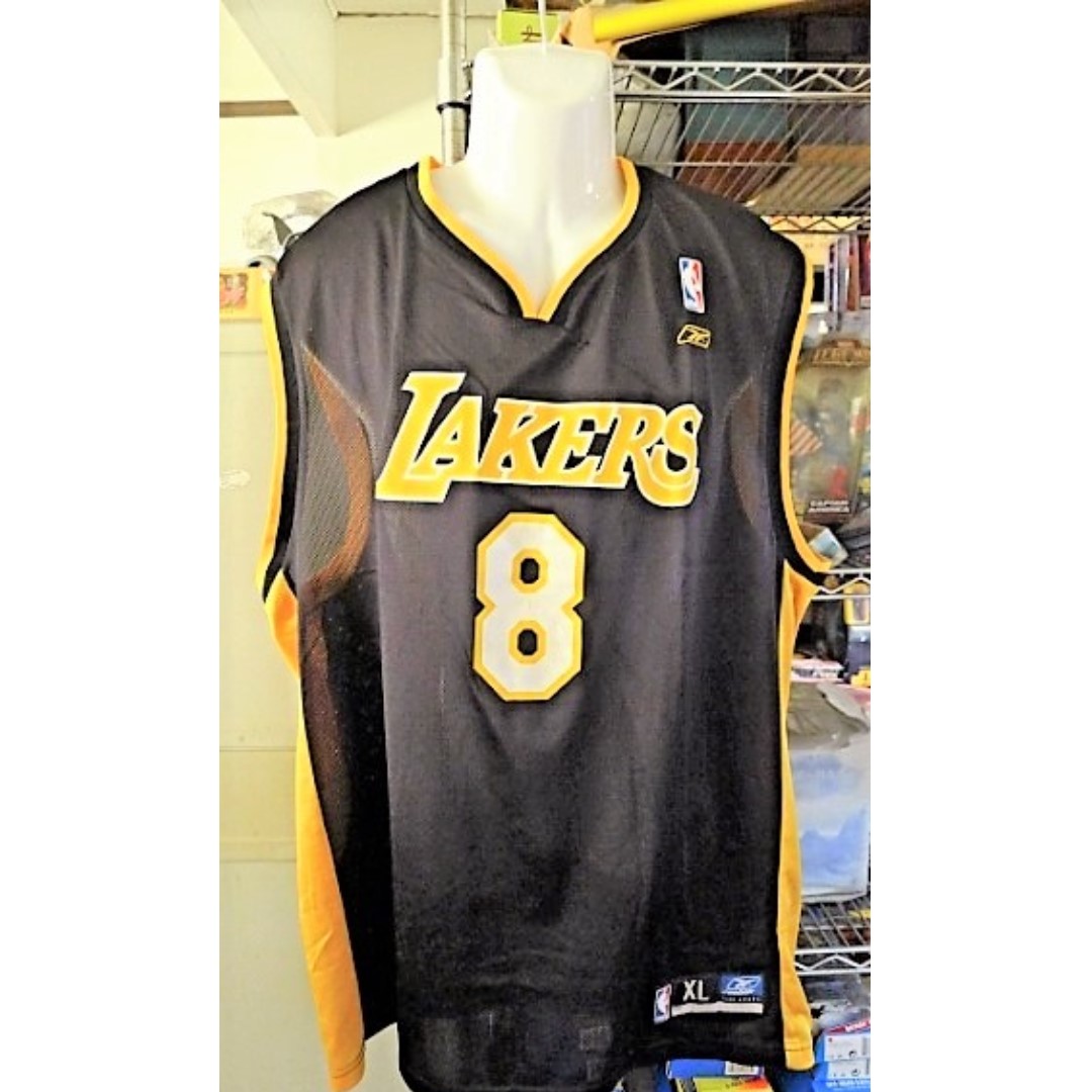 Reebok Vintage Los Angeles Lakers Kobe Bryant #8 Black GOLD Jersey Siz –  thefuzzyfelt