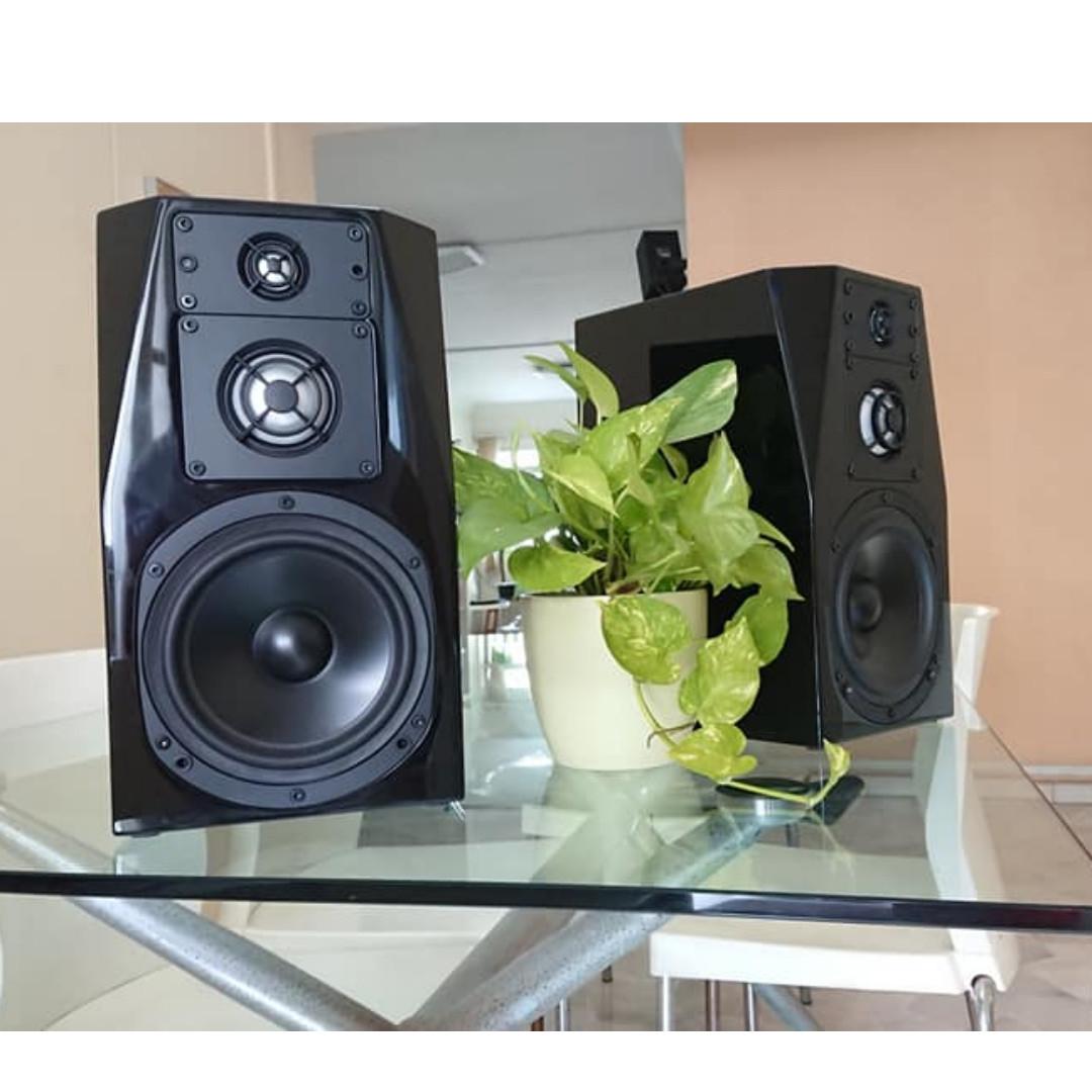 Nht C 3 Piano Finish Bookshelf Electronics Audio On Carousell