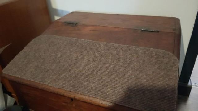 Old Solid Wood Shoe Cleaning Stand Ref 018 Furniture Shelves