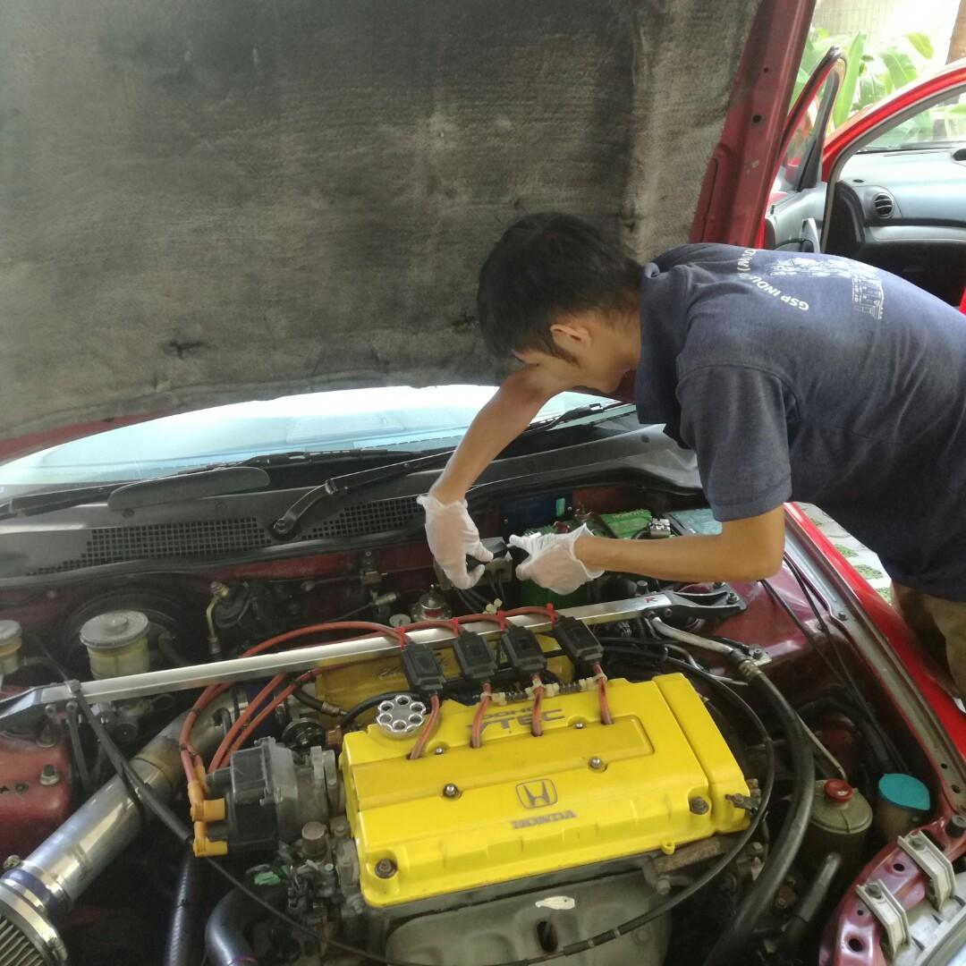 On Site Car Battery Change Replacement Jump Start Mobile Service