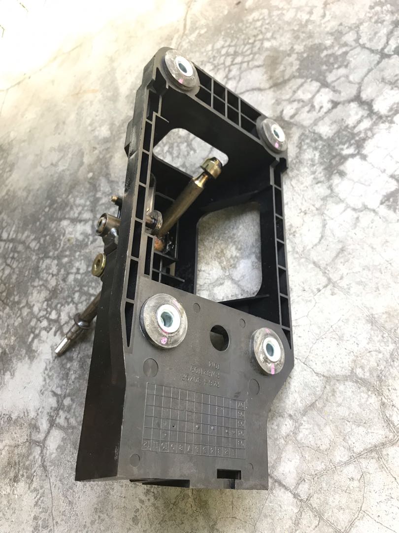 Panel gear manual & handbrake panel, Auto Accessories on Carousell