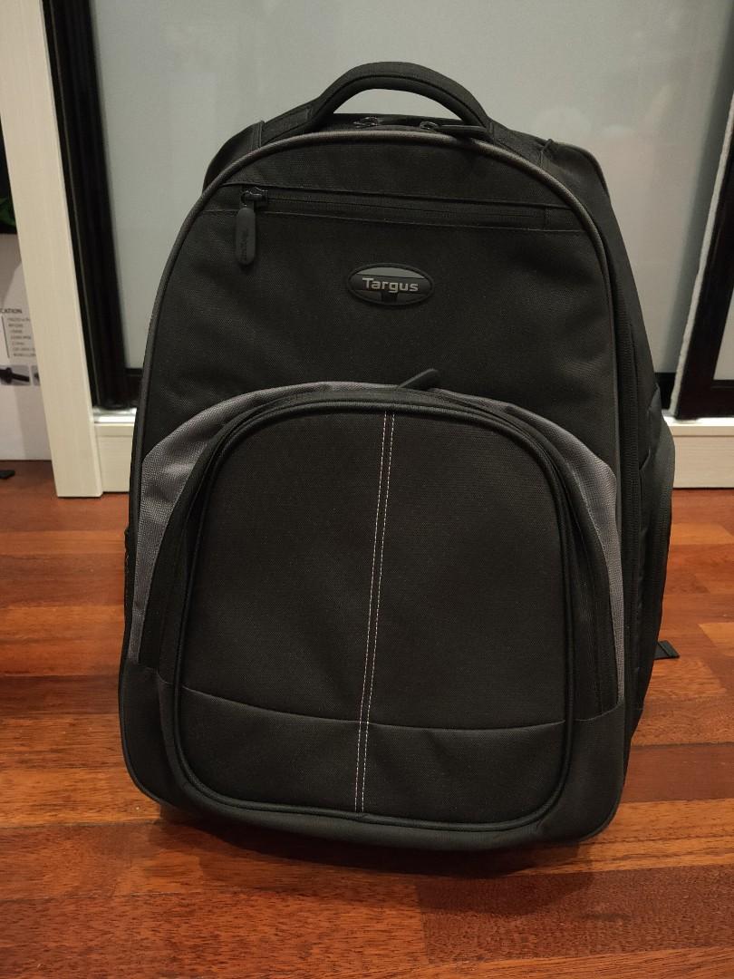 Targus 16 compact rolling backpack hotsell