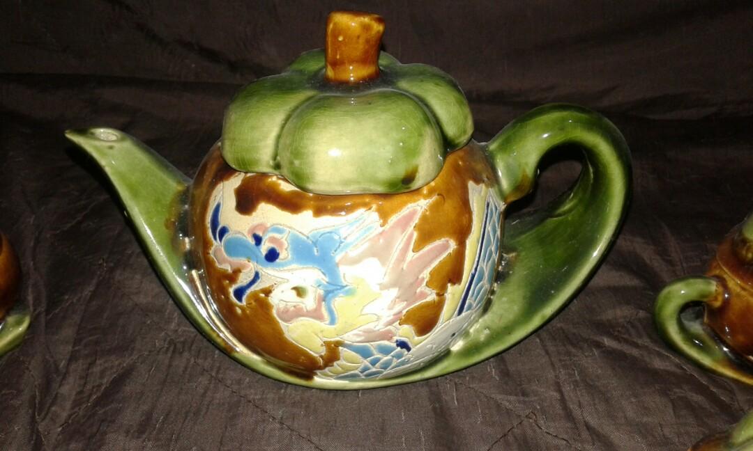 Antique chinese ceramic tea set with dragon design, Hobbies & Toys, Memorabilia & Collectibles