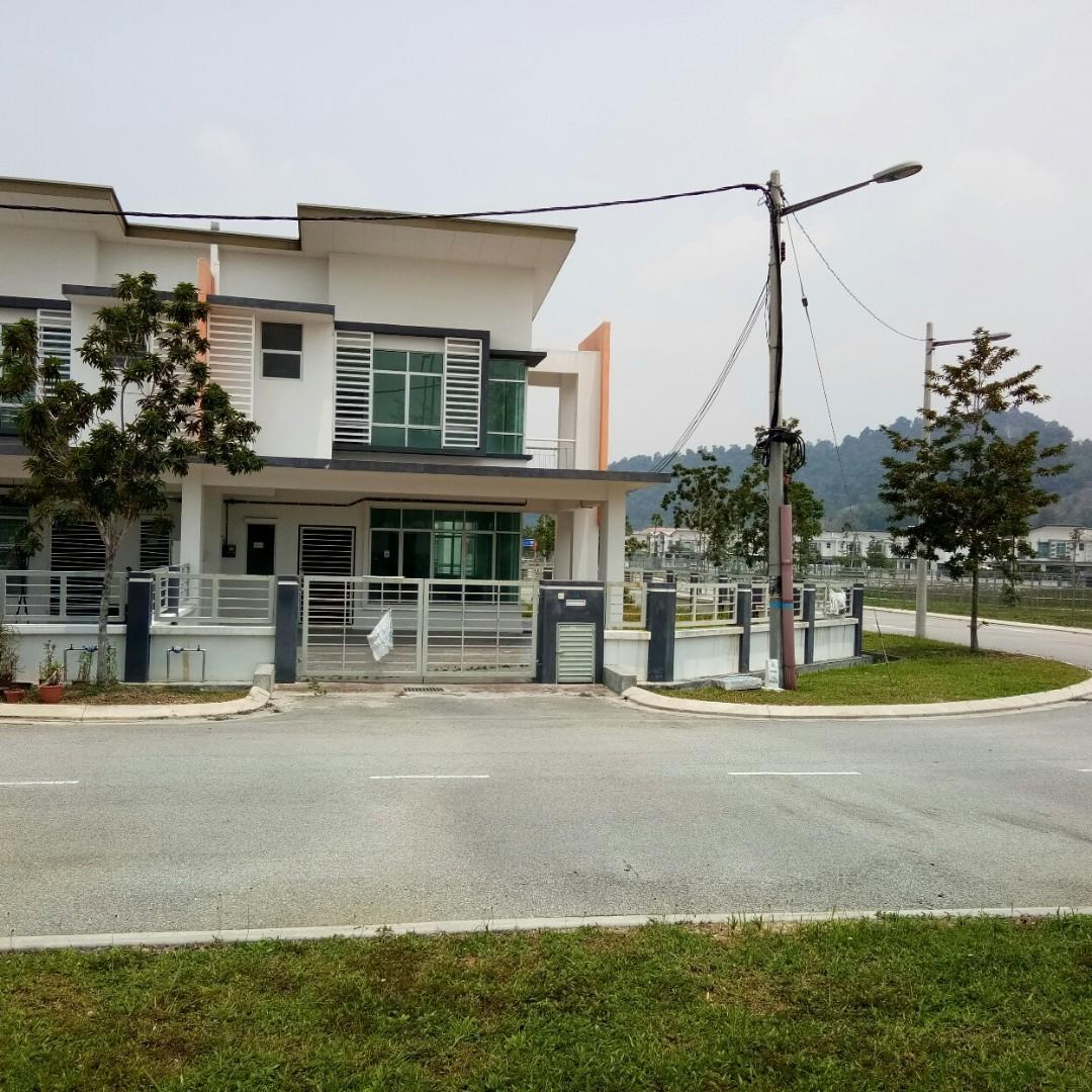 Big Corner House In Hillpark, Puncak Alam, Next To Saujana Utama, Cheap