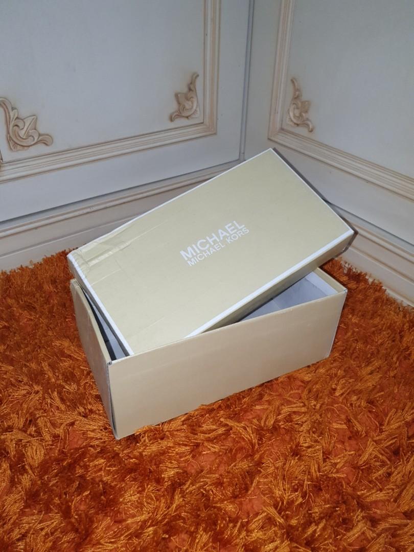 Michael kors clearance shoe box
