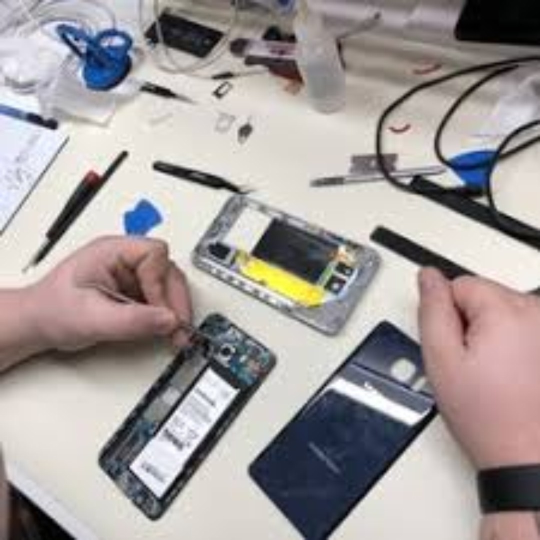 Cellphone Repair, Mobile Phones & Tablets, Others on Carousell