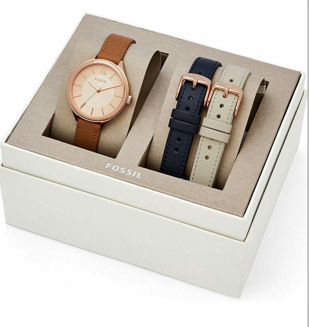 Fossil suitor sales
