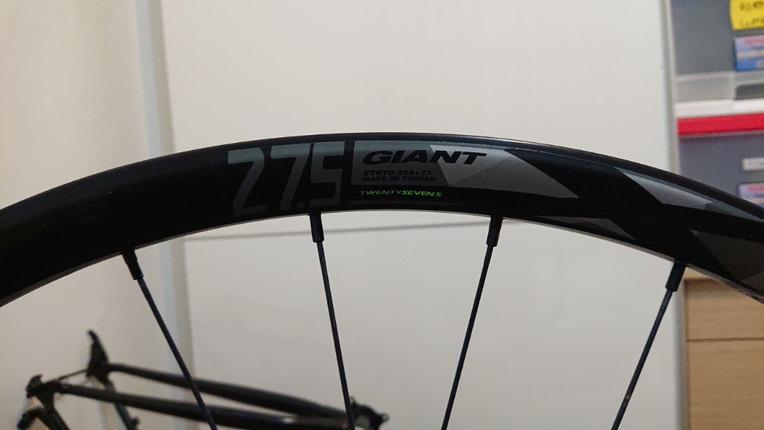 Giant etrto 584 x 23 online