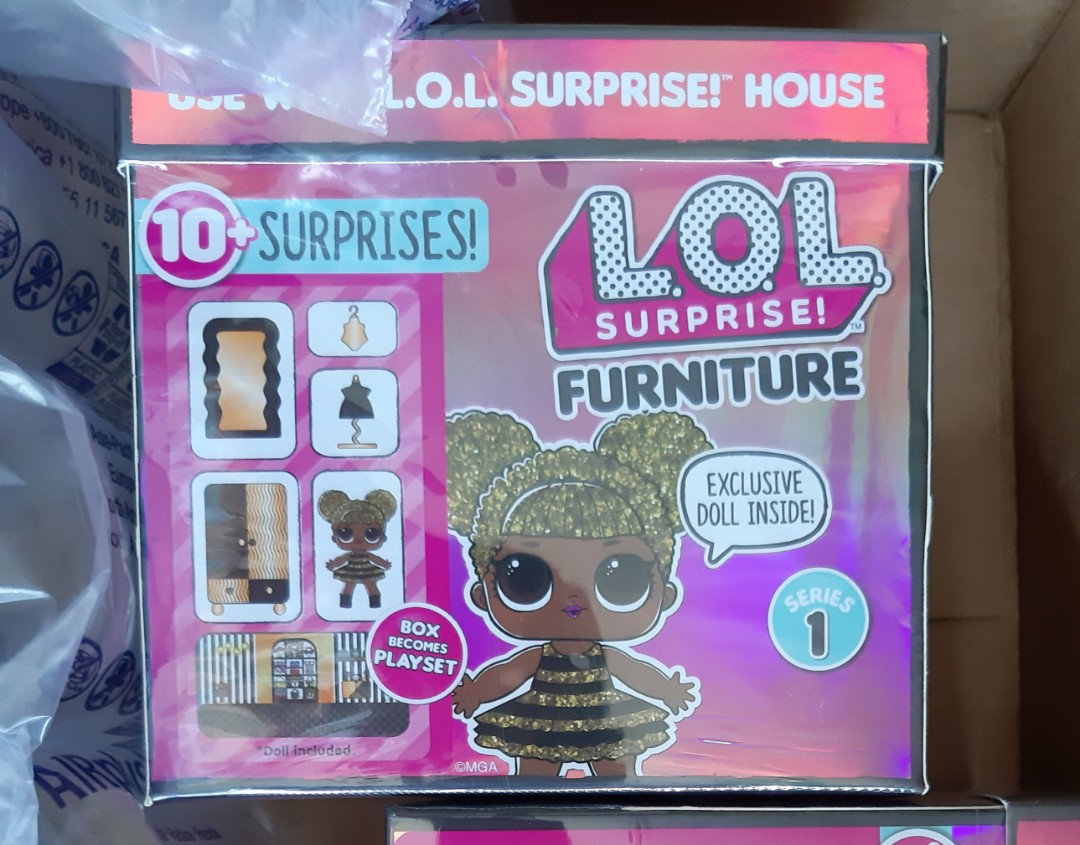 lol surprise furniture queen bee