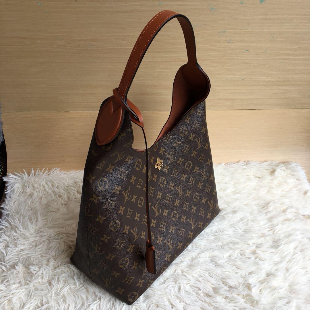 Louis Vuitton Flower Hobo Caramel (M43769) Genuine - Brand New - Bags &  Luggage - Manchester, New Hampshire
