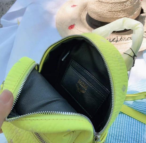 MCM backpack mini (Category: Backpacks) located in Singapore. Submitted by kat_pink (Listing ID 247226535, Image 3). Description: Mcm backpack mini New Size 18x20 .
