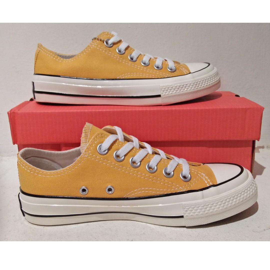 Yellow low cut converse online