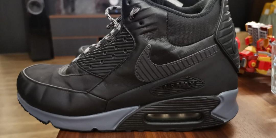 nike air sneaker boots