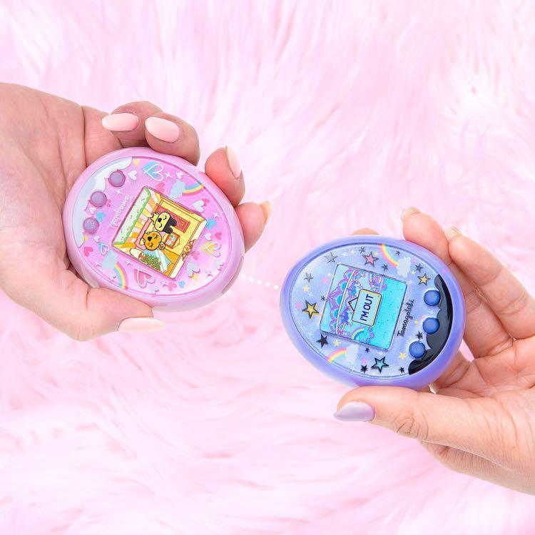 tamagotchi on fairy blue