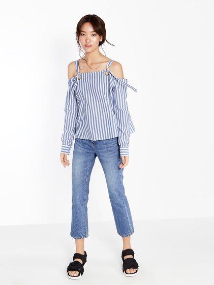 cut out shoulder shirt