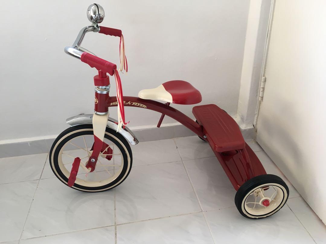 radio flyer tricycle age