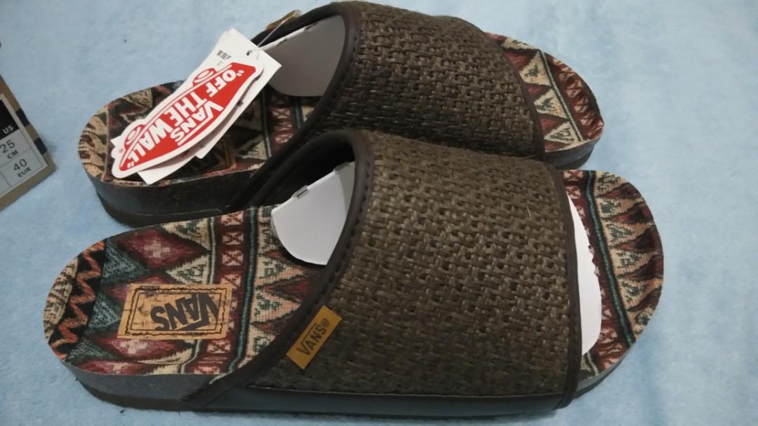 yeezy slides coming out