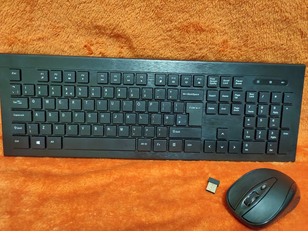 Wireless Keyboard Model CS8800G, Computers & Tech, Parts & Accessories