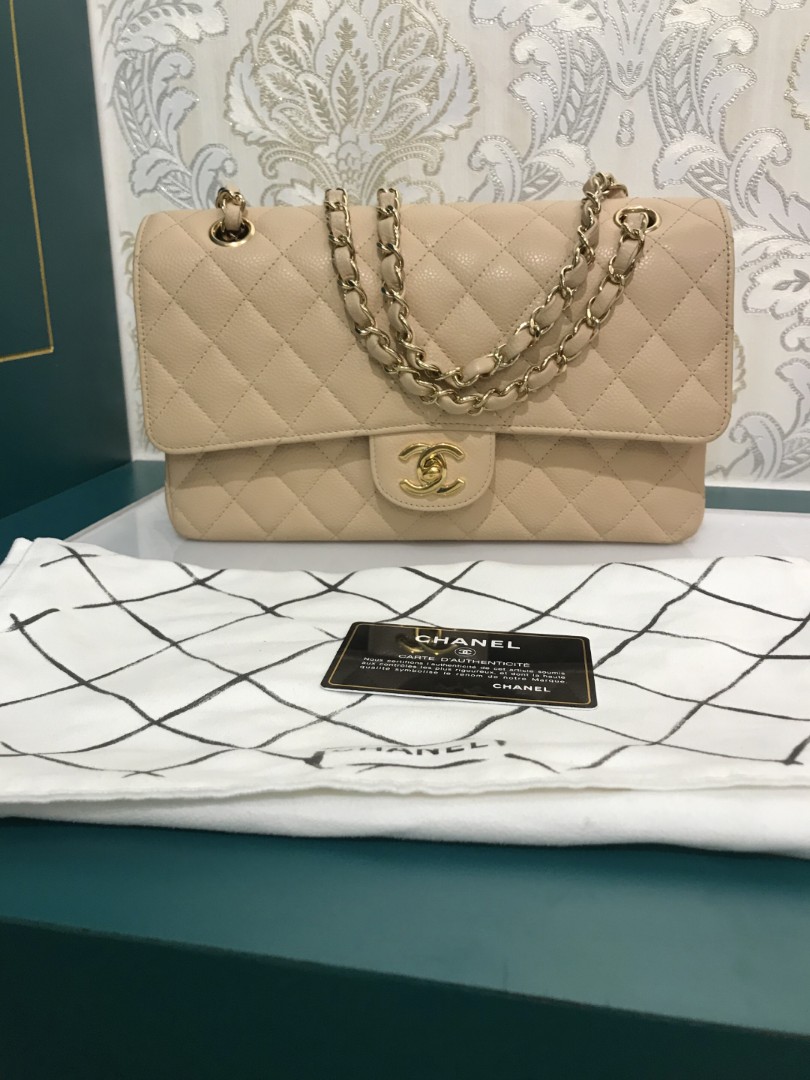 NWT🤎Chanel Classic Medium Beige Clair Caviar GHW Flap Bag Fullset Receipt  Chip