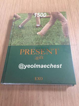 EXO Present Photobook