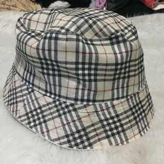 Bucket Hat reversible design