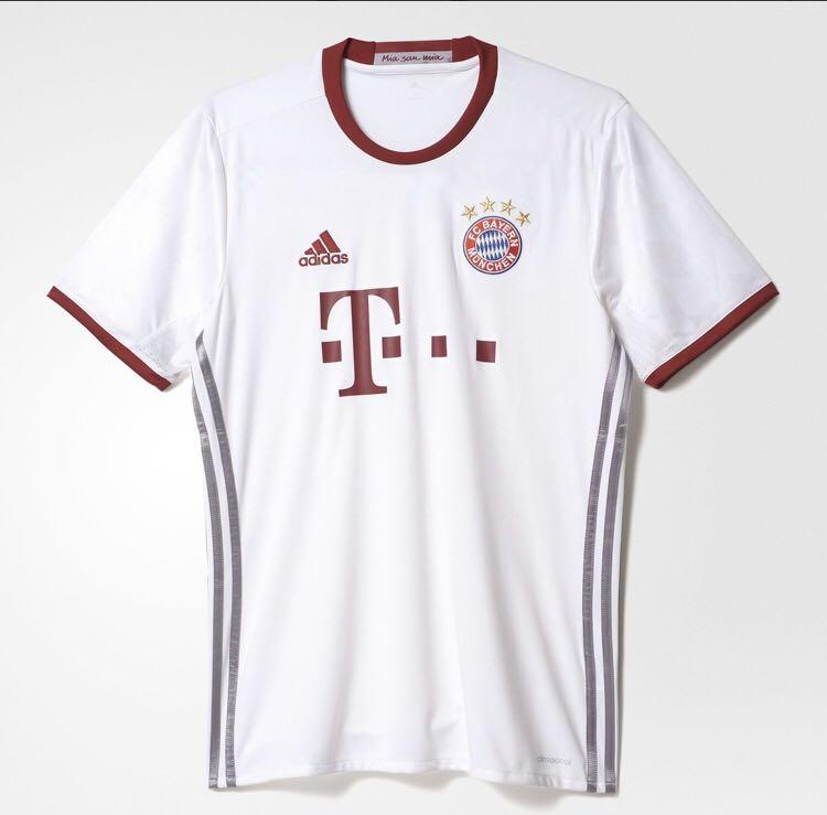 Fc Bayern Munich Third Kit Season 16 17 Sports Sports Apparel On Carousell