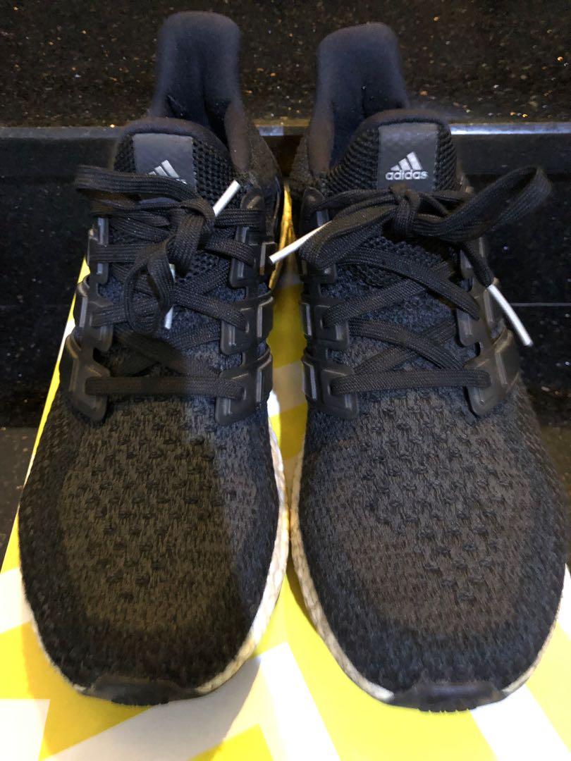 Adidas Ultraboost 2.0, Fesyen Pria, Sepatu , Sneakers di Carousell