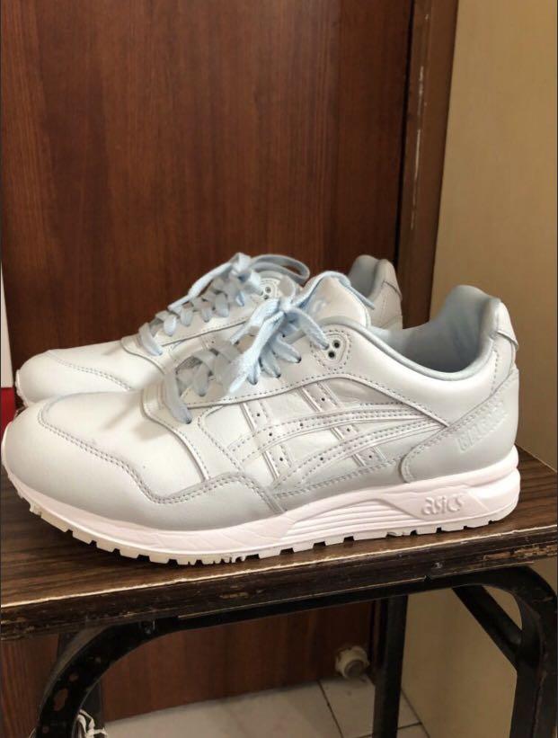 asics baby blue