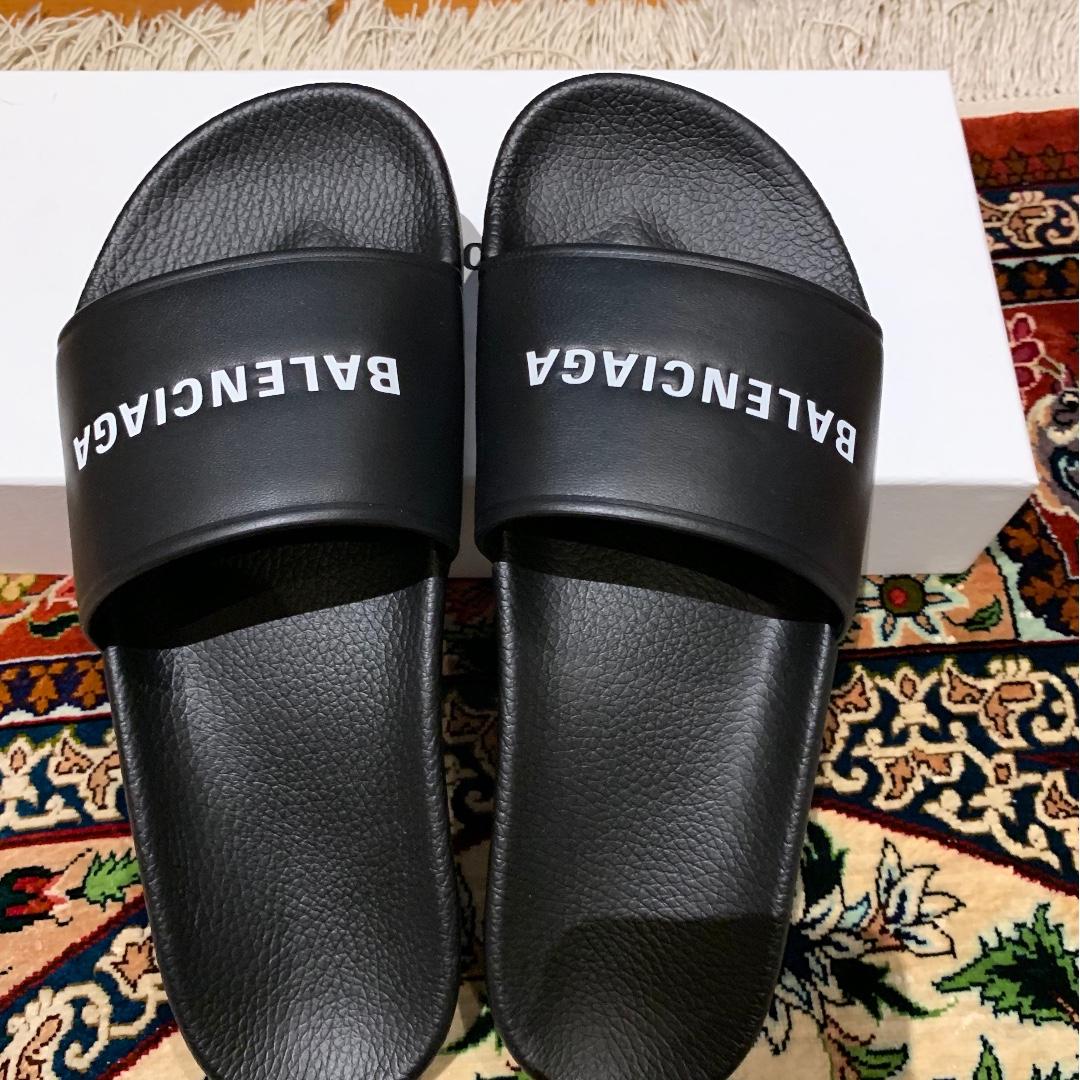 balenciaga leather slippers