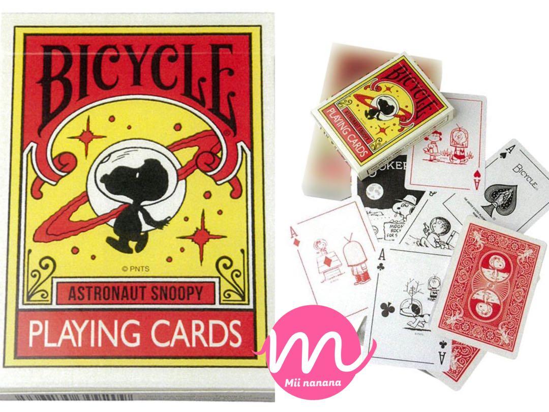 Astronaut snoopy top playing cards