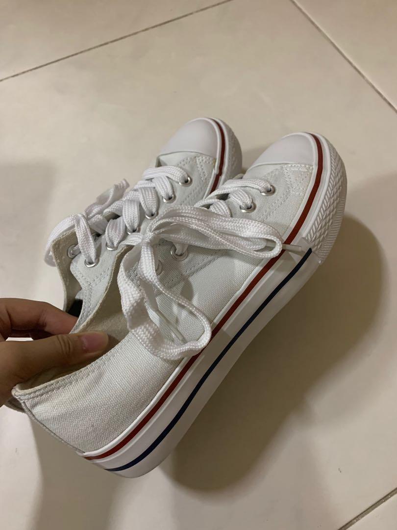 White Canvas / School Shoes (red 