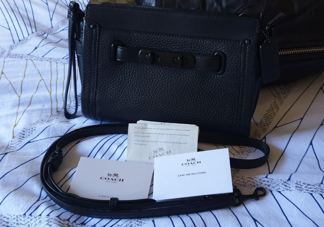 Coach swagger hot sale wristlet crossbody