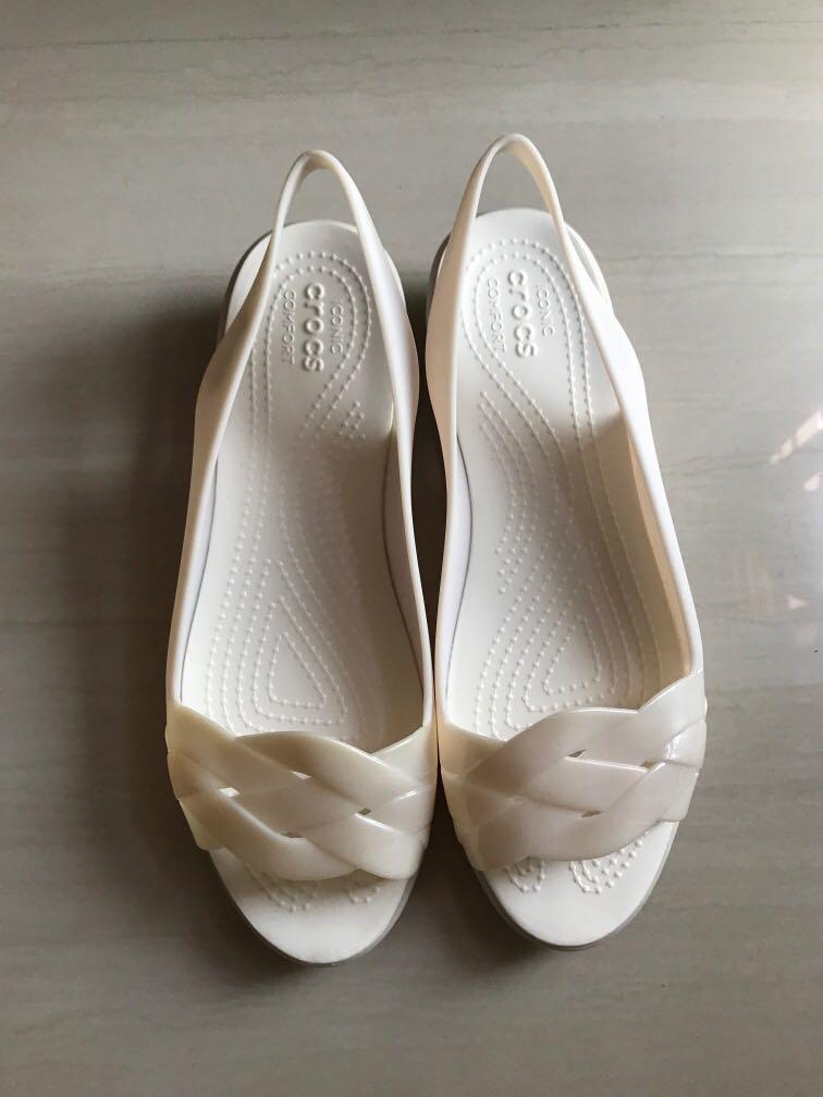 iconic crocs comfort sandals