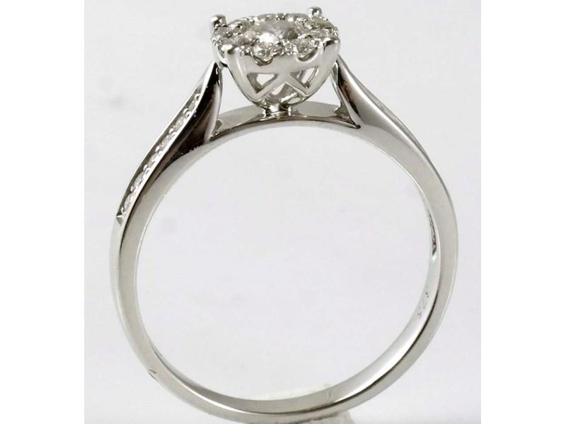 Diamond engagement ring