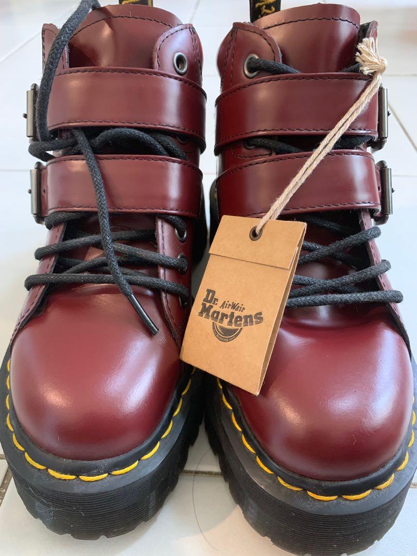 Doc Martens Boots (Category: Boots) located in Pasig City. Submitted by bitski (Listing ID 247424976, Image 1). Description: Size : UK 4/US5/EU37 BRAND NEW. Dr Martens boots for ladies. Reason dor selling : wrong size No scratches and leather is good condition. Meet up only or grab express shouldered by the buyer. Price can be negotiable but no low balling..