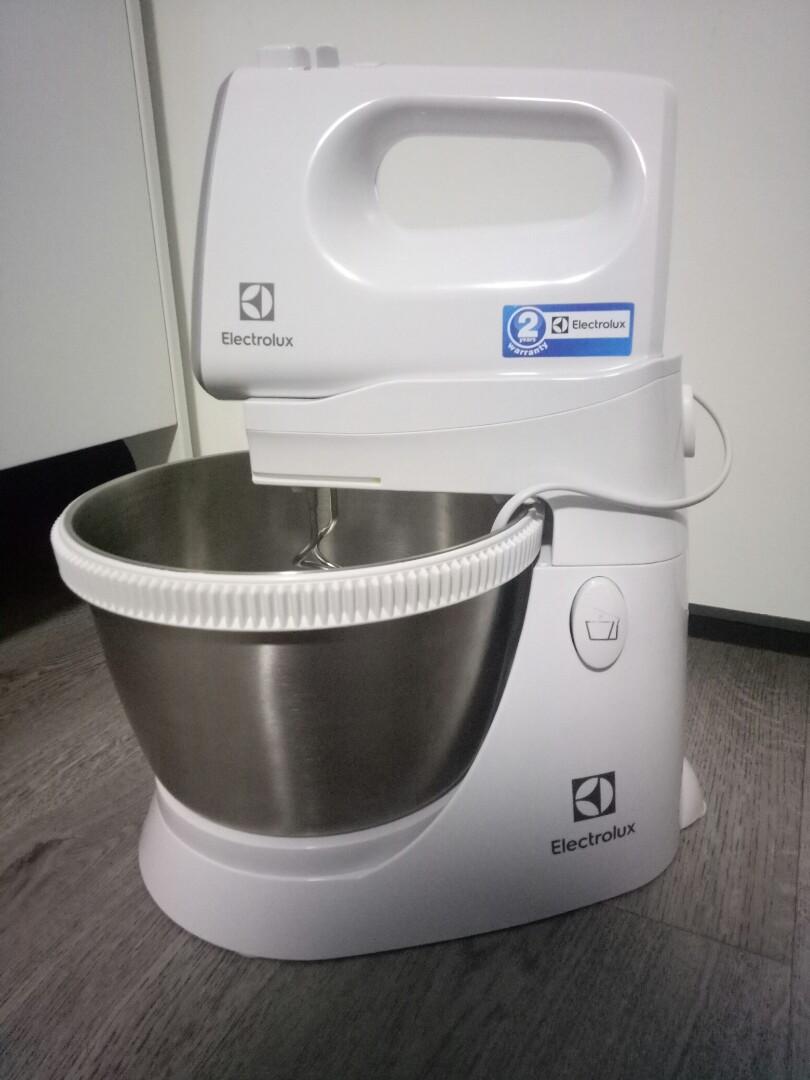 Electrolux mixer, TV & Home Appliances, Kitchen Appliances, Hand