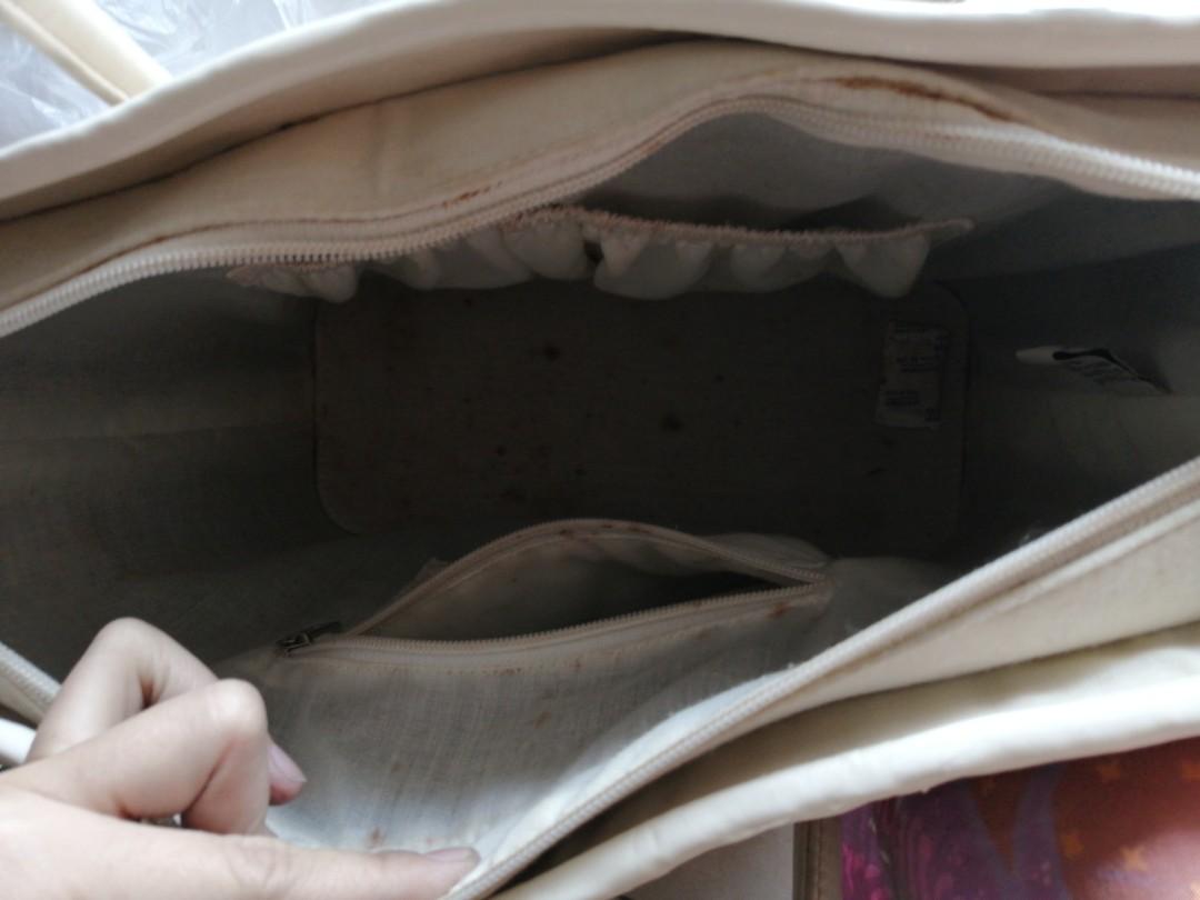 Gendhis bag on Carousell