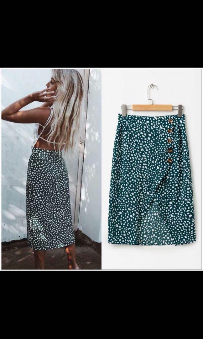 Green patterned skirt Clearance