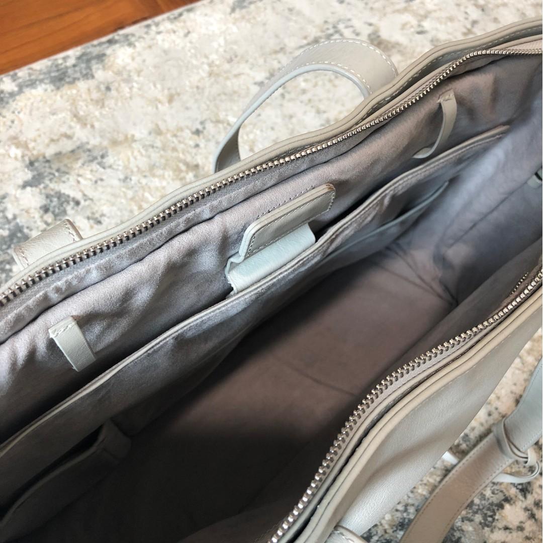 Hp spectre tote 2025 bag