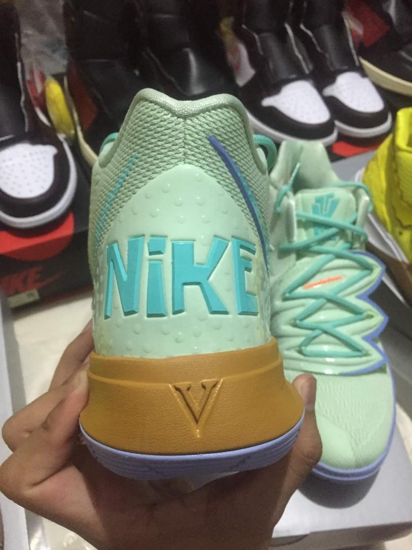kyrie squidward footlocker