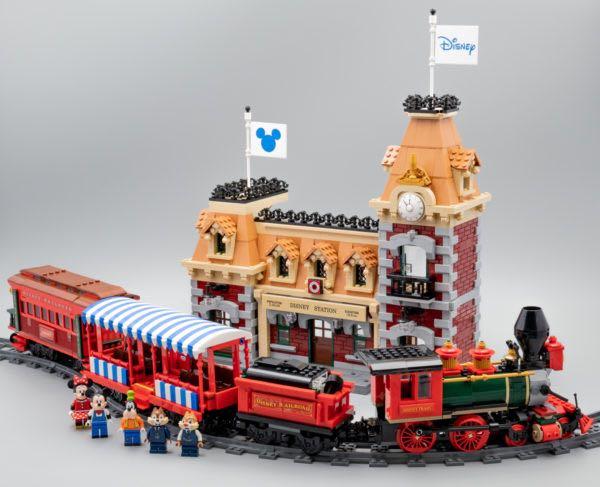 lego 71044 disney train and station