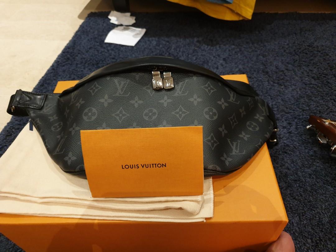 Louis Vuitton, Bags, Louis Vuitton Bag Taurillon Monogram Mens Virgil  Abloh Pochette Noir M6746 Bla