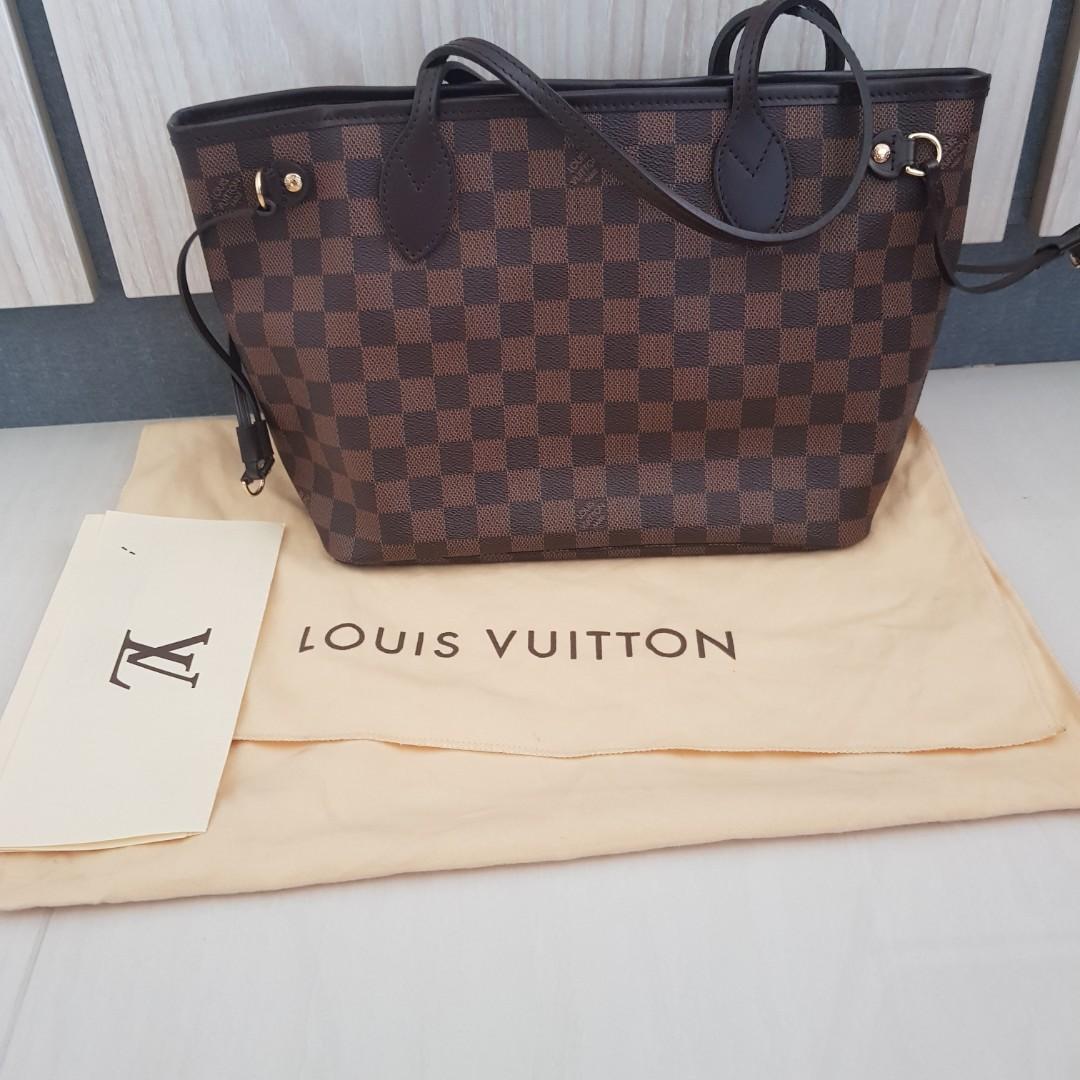 LV Damier Never Full PM, Luxury, Bags & Wallets on Carousell