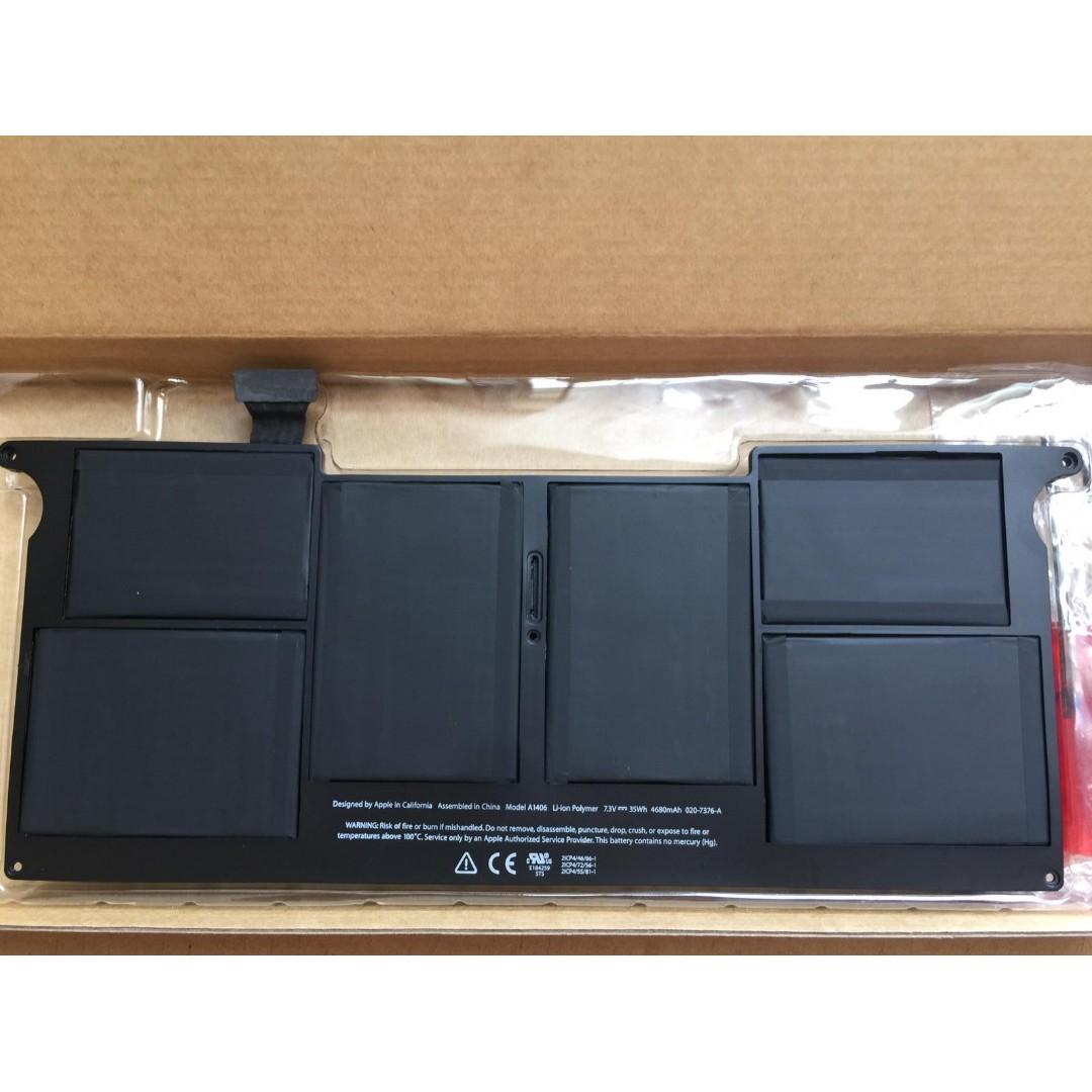 Macbook Air 11 Inch Mid 11 Mid 12 Battery A1406 Free 2 3 Days Shipping Electronics Computer Parts Accessories On Carousell