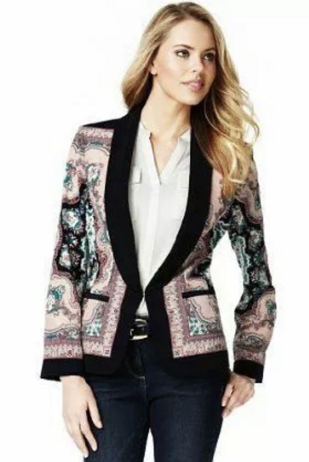 MARKS & SPENCER WOMAN PRINTED BLAZER (Category: Coats, Jackets and Outerwear) located in Quezon City. Submitted by kweenkc (Listing ID 247354050, Image 3). Description: Size: UK 10 polyester Armpit: 18 Length: 24.5 FIXED PRICE. NO HAGGLING. Please remember that I AM UNABLE TO MAKE ANY GUARANTEES regarding the FUTURE longevity of this item. RETURNS POLICY Immediately inspect your parcel upon receipt. Returns are allowed only in cases of undisclose