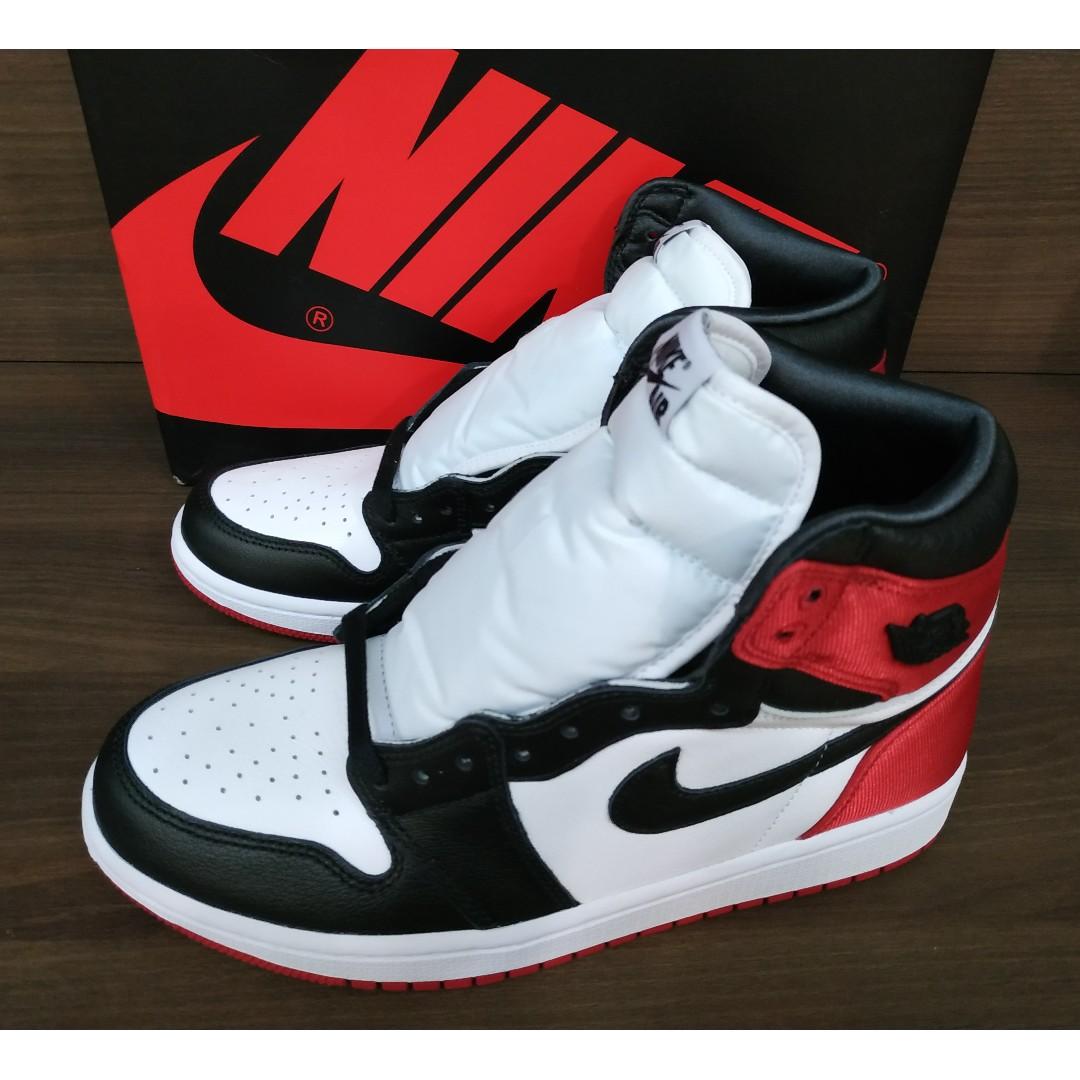 nike air jordan 1 black toe satin