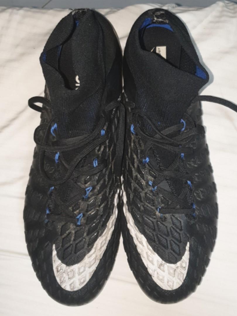 nike hypervenom phantom elite