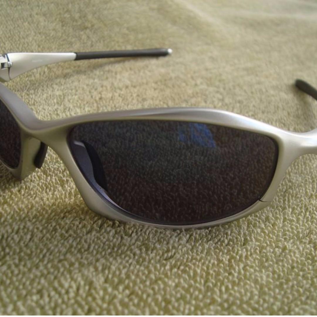 Oakley Hatchet