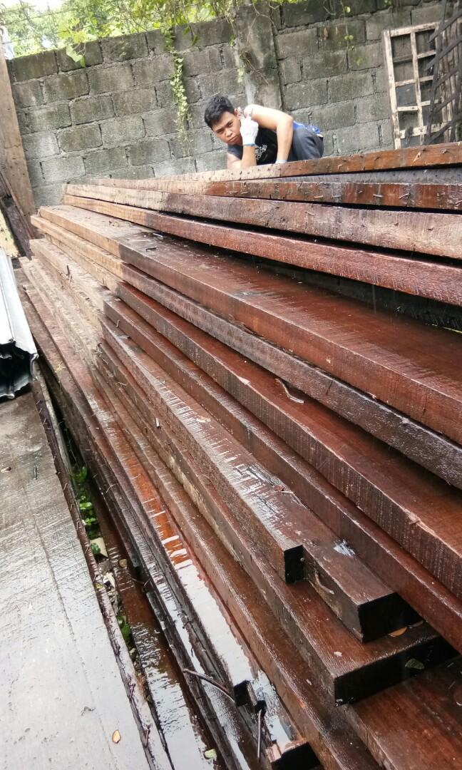 Old hard wood yakal (Category: Soil & Fertilisers) located in Quezon City. Submitted by jhanjhan23 (Listing ID 247537507, Image 3). Description: Old hard wood na yakal na mga pang sepo Pm me 09568800856.